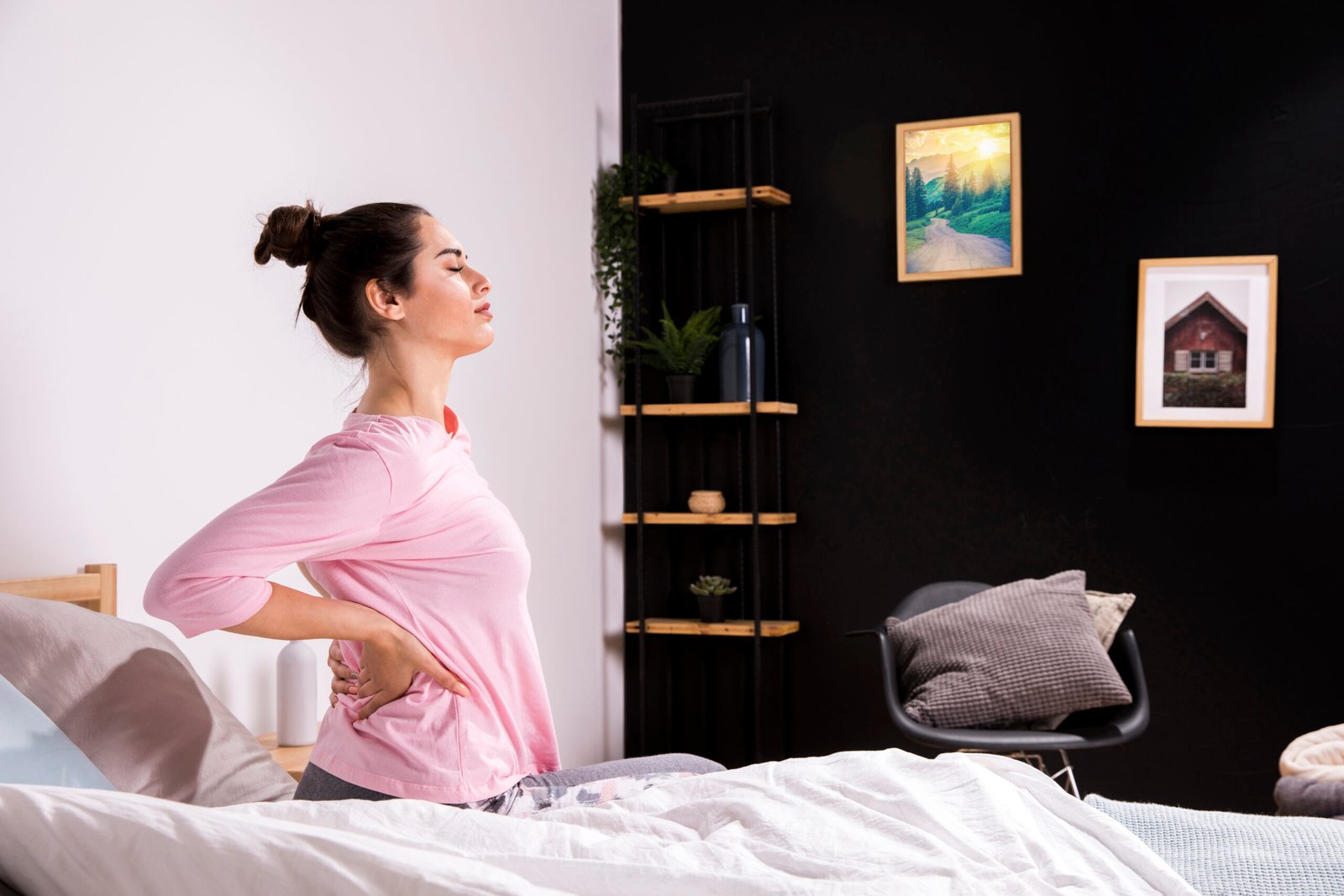 Women’s Back Pain: Understanding the Unique Challenges